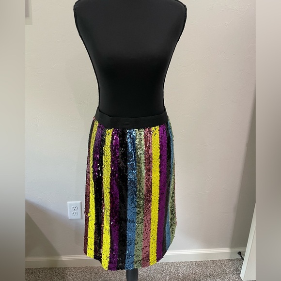 Isla Maude by Anthropologie Sequin Skirt Size Small - Picture 1 of 4